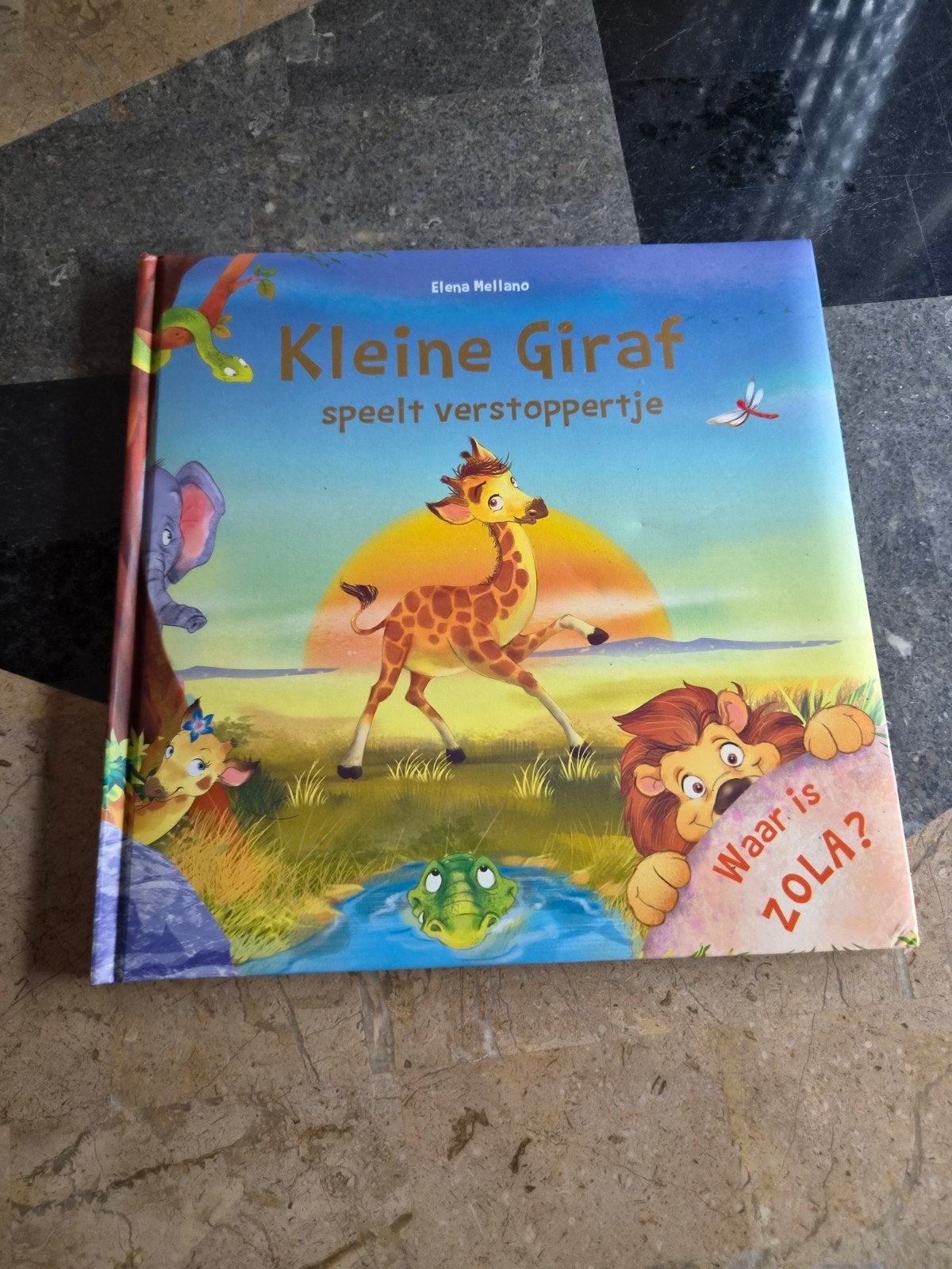 Kinderboek: Kleine Giraf speelt verstoppertje, Gelezen, Fictie algemeen, Jongen of Meisje, Ophalen of Verzenden