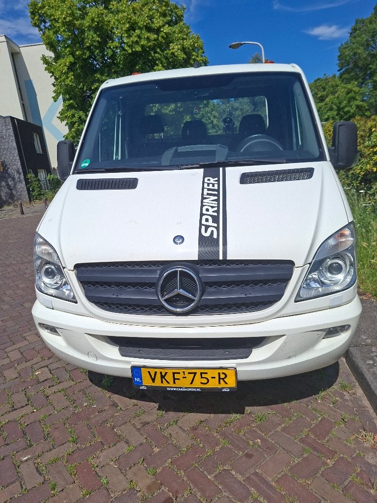 Oprijwagen / Auto ambulance Mercedes-Benz Mercedes-benz 2010, Auto's, Euro 5, Zwart, 190 pk, 2000 kg