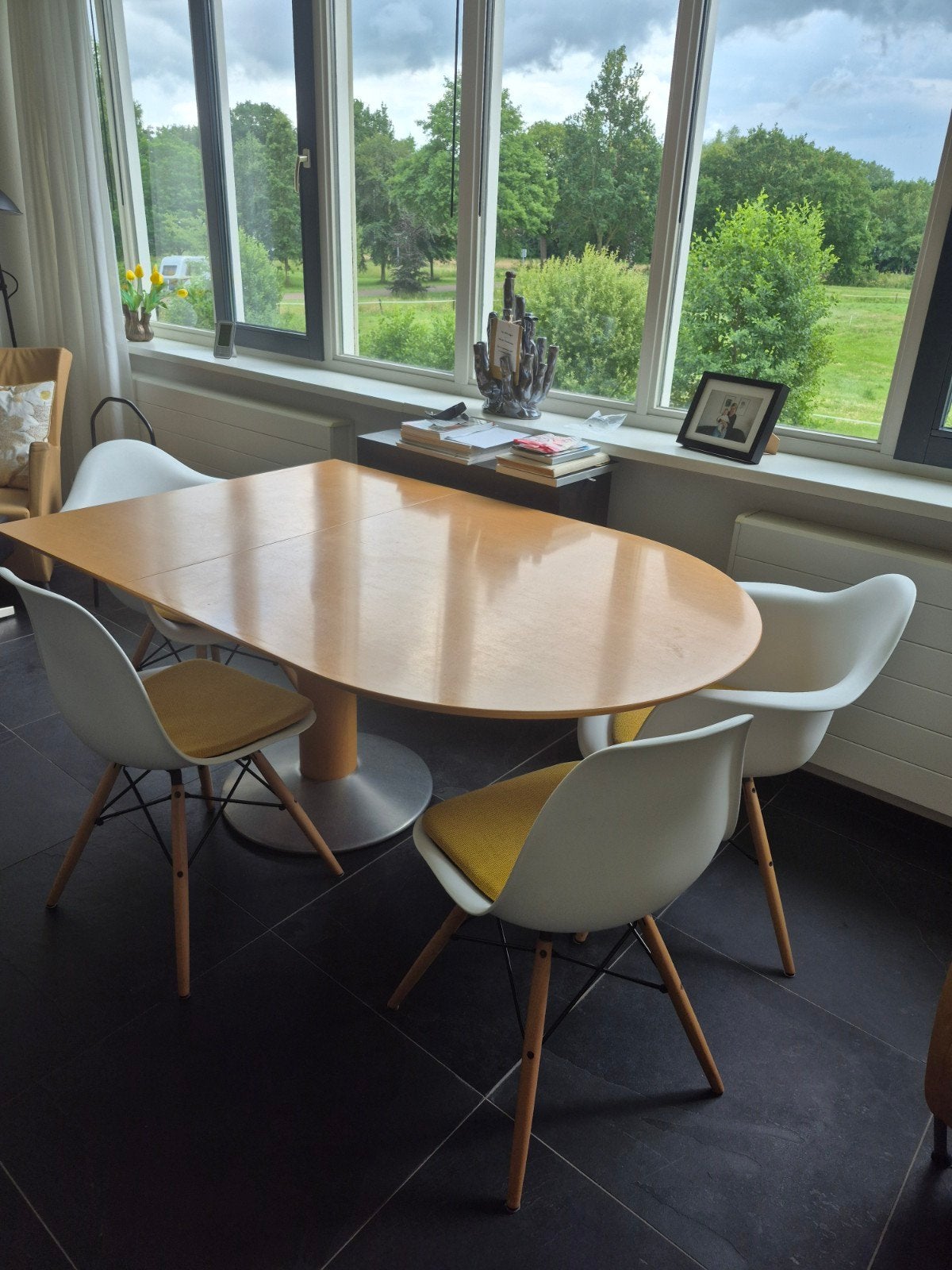 Uitschuifbare eettafel, ovaal, licht hout, Huis en Inrichting, Gebruikt, 100 tot 150 cm, Modern Scandinavisch, 150 tot 200 cm