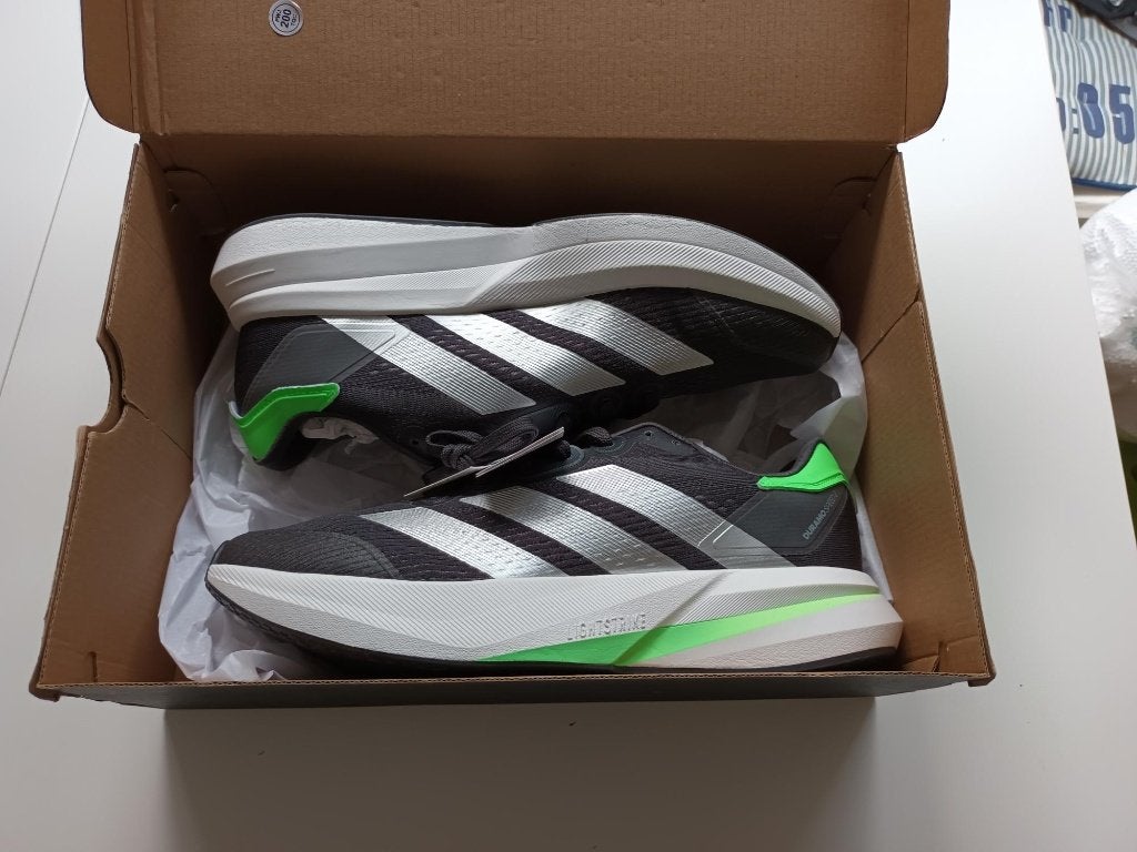 Nieuwe Adidas hardloopschoenen mt 45 1/3, Sport en Fitness, Loopsport en Atletiek, Adidas, Hardloopschoenen, Nieuw, Ophalen of Verzenden