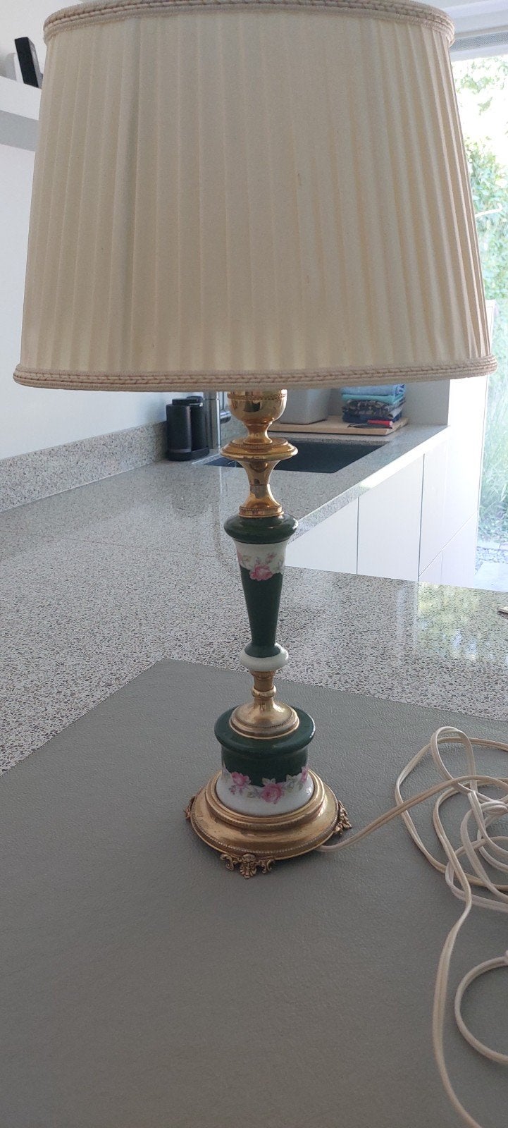 Vintage Tafellamp met Bloemen en Gouden Details, Ophalen