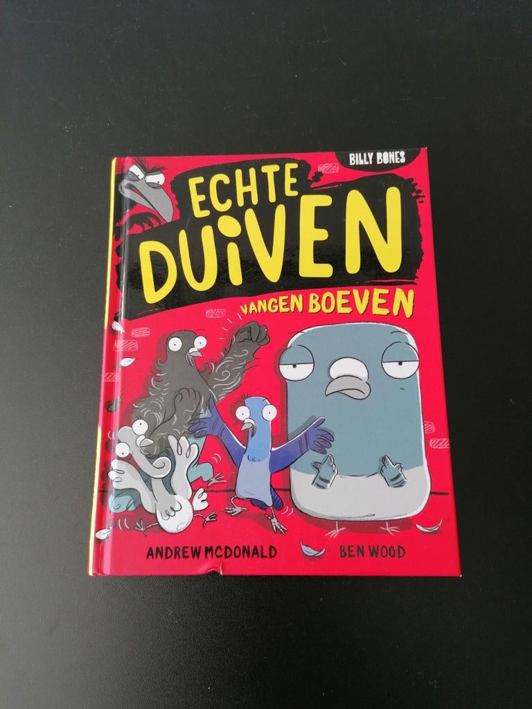 Andrew McDonald - Echte duiven vangen boeven, Boeken, Kinderboeken | Jeugd | onder 10 jaar, Zo goed als nieuw, Fictie algemeen