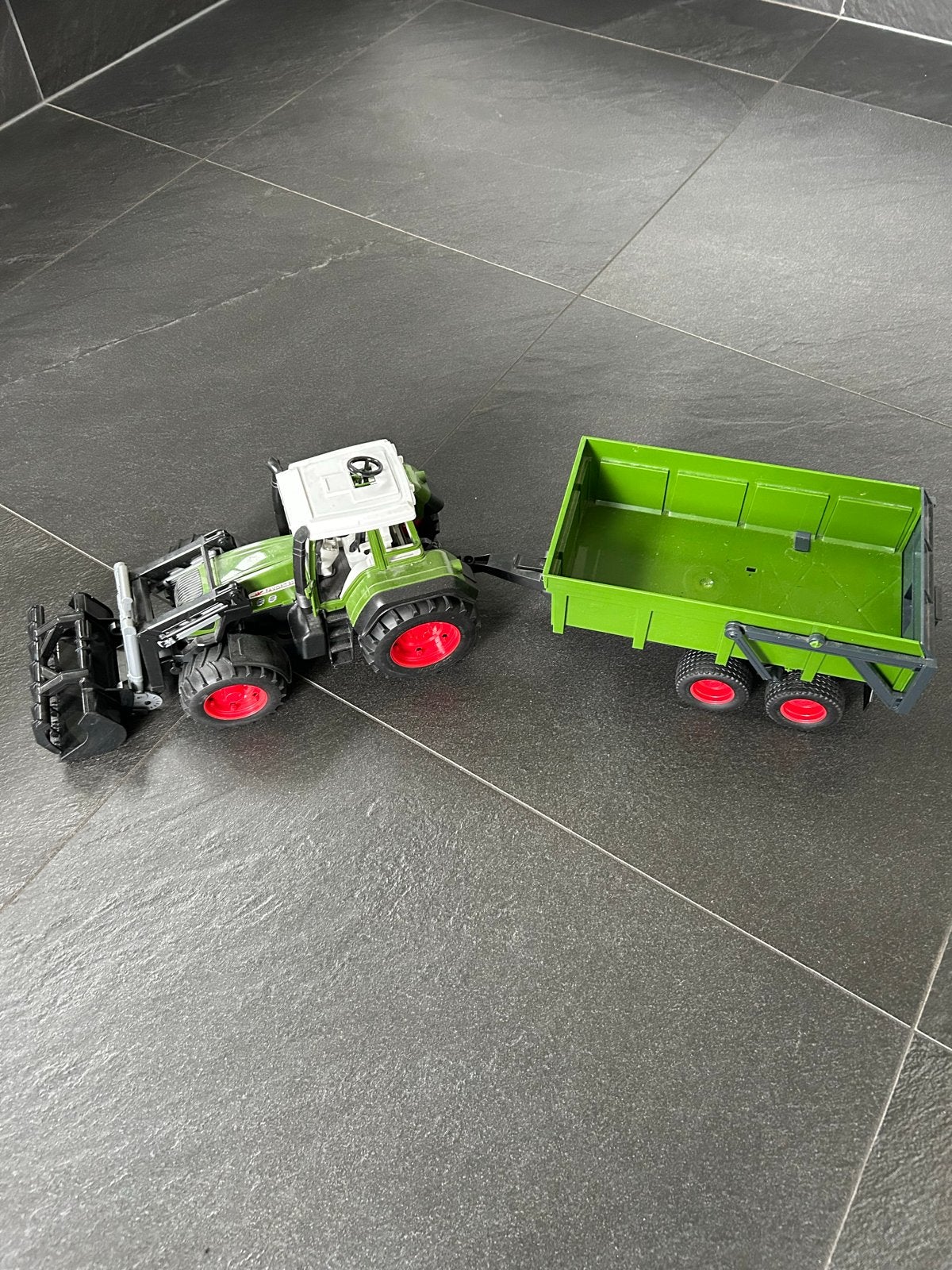 Bruder tractor met aanhanger, Ophalen, Gebruikt