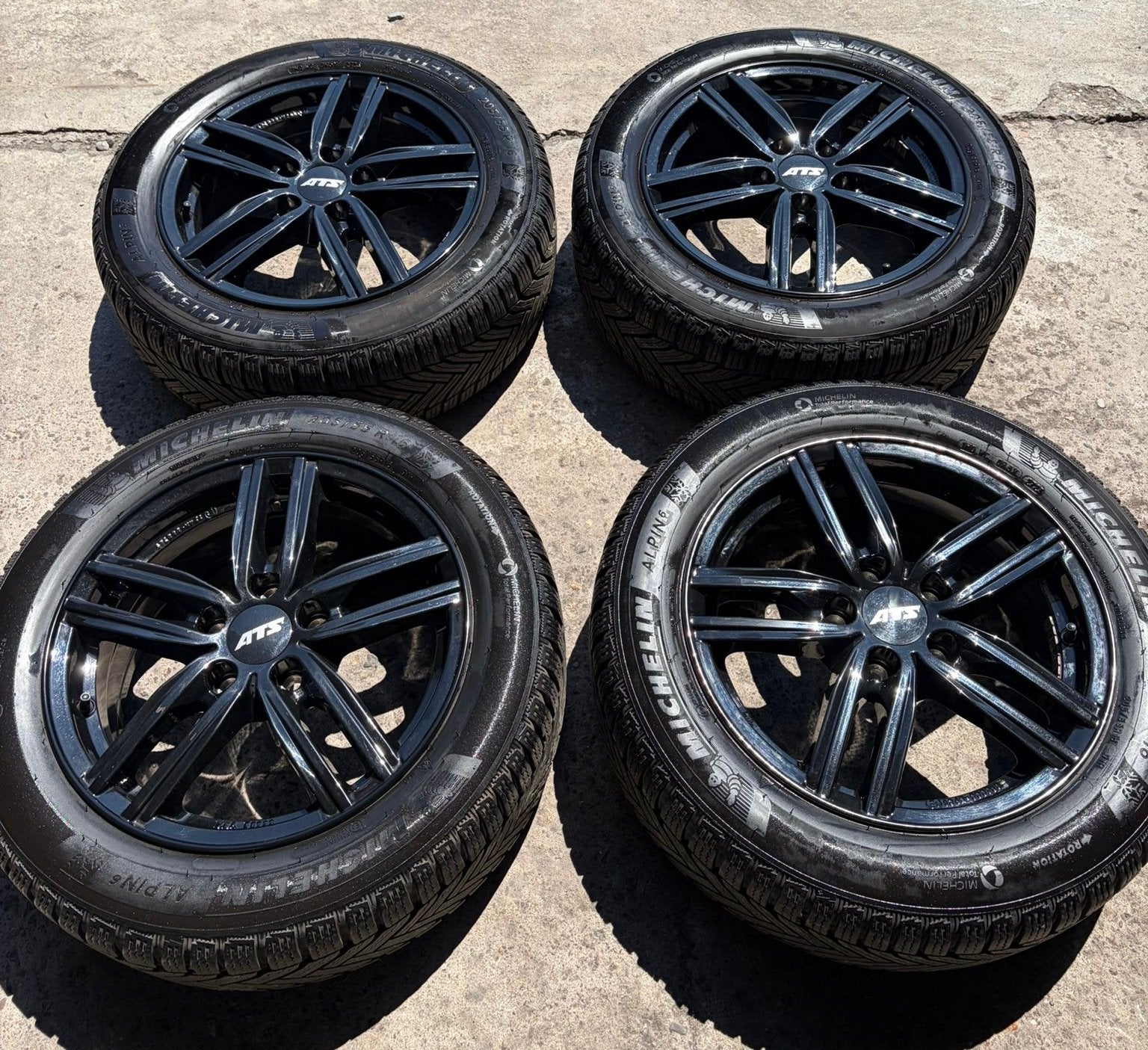 16 inch Volkswagen Seat Skoda Audi velgen michelin winter, Ophalen, 16 inch, Banden en Velgen, 205 mm