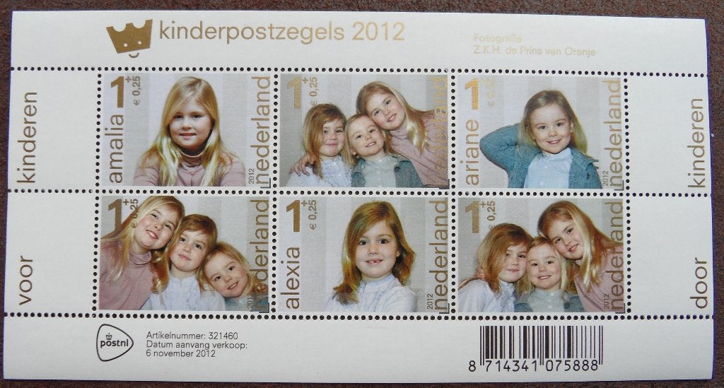 Velletje postzegels – kinderpostzegels 2012, Ophalen of Verzenden, Postfris