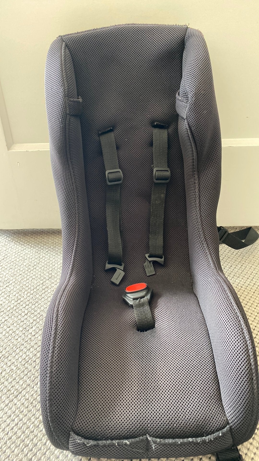 Babyschaal voor in de bakfiets, Fietsen en Brommers, Fietsaccessoires | Fietsstoeltjes, Ophalen, Gebruikt, 9 t/m 18 kg