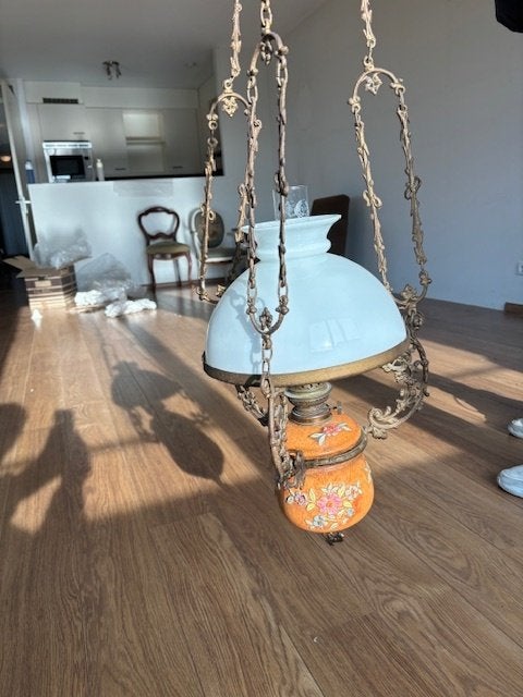 Antieke olielamp, Ophalen