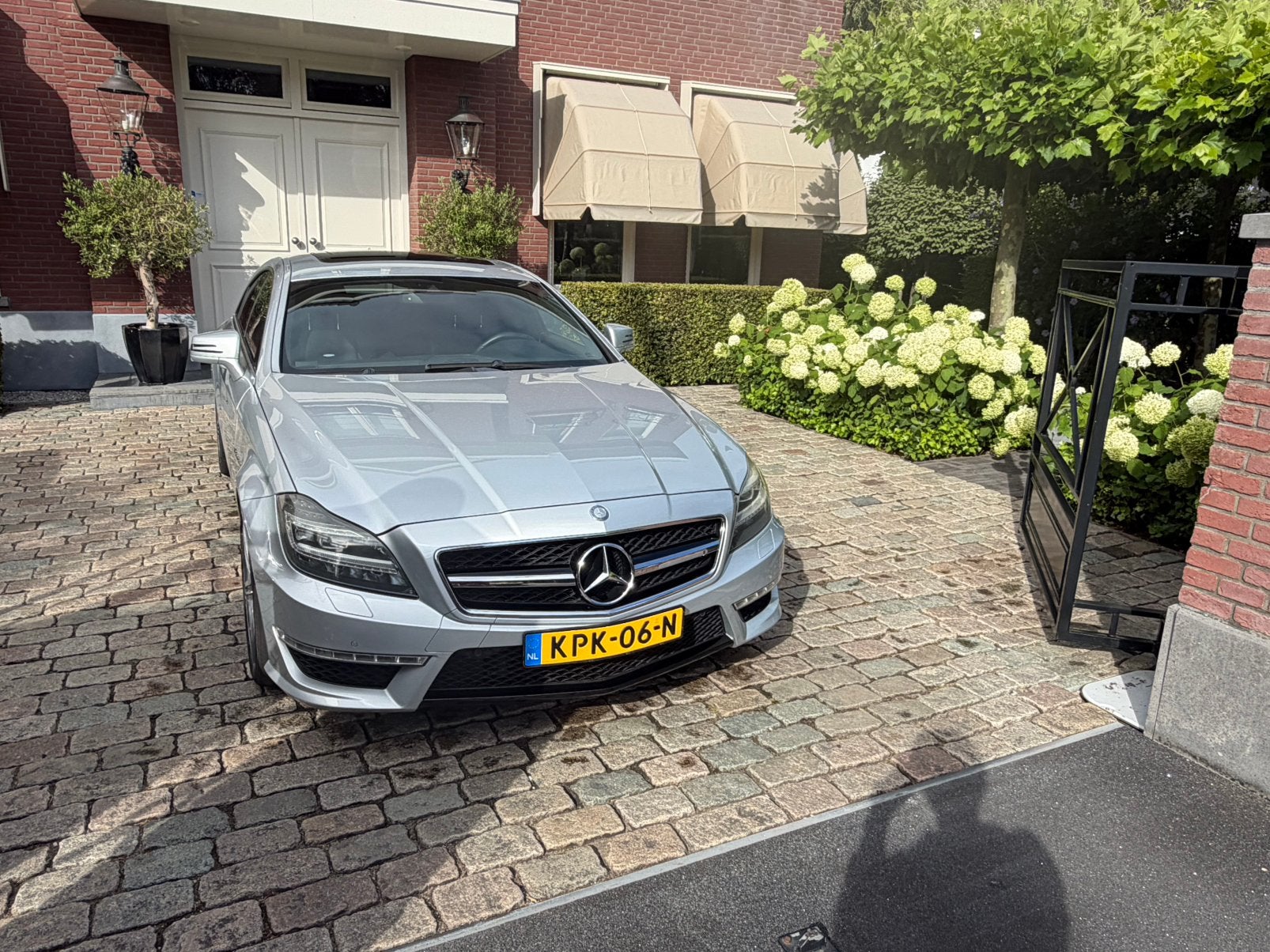 Mercedes-Benz Mercedes-Benz