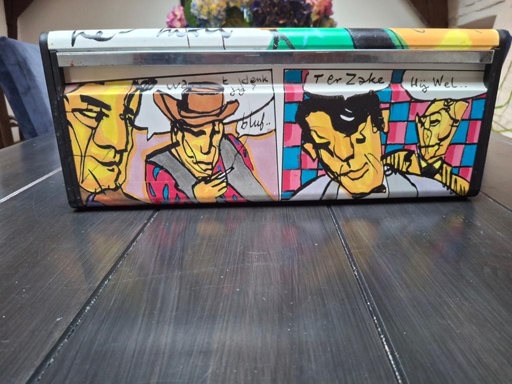 Broodtrommel. Herman Brood, Ophalen