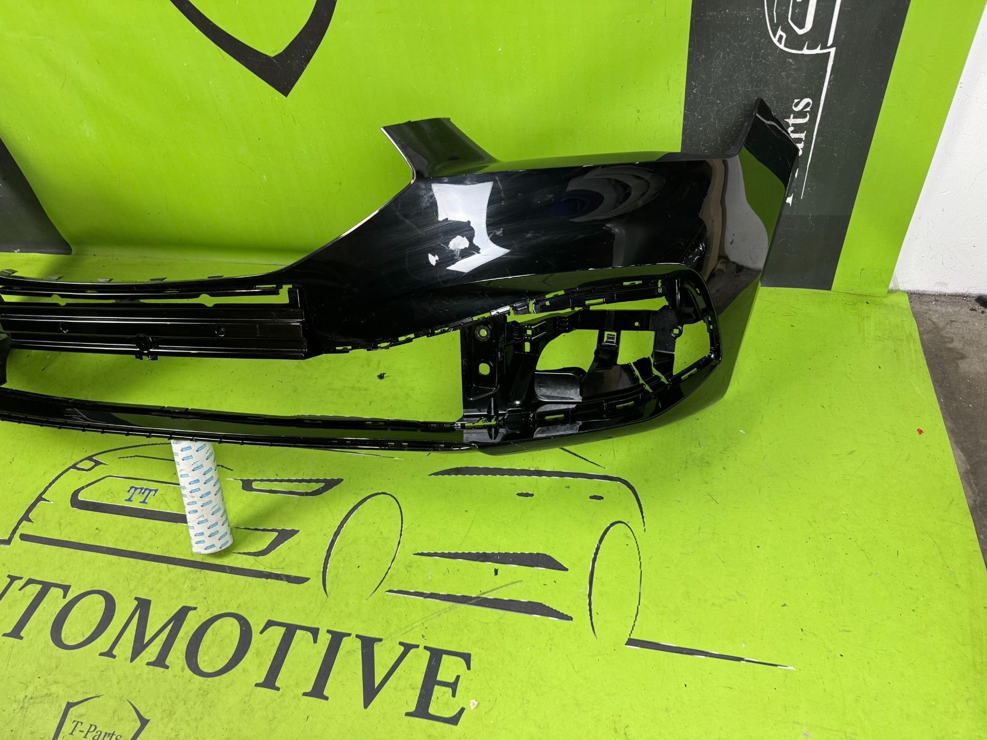 seat leon voorbumper bumper, Autovia A-2, Km 585 585
08760  Martorell, ES, Nieuw, Ophalen of Verzenden, SEAT S.A.
