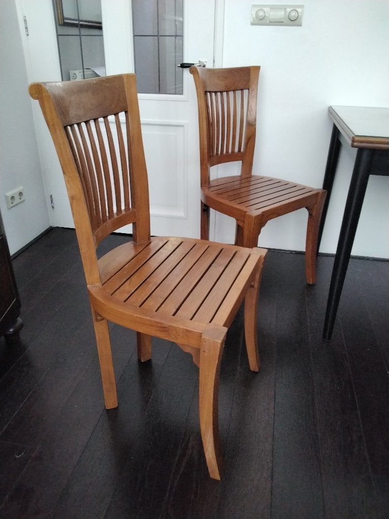 2 eetkamerstoelen, Ophalen, Twee, Bruin, Zo goed als nieuw