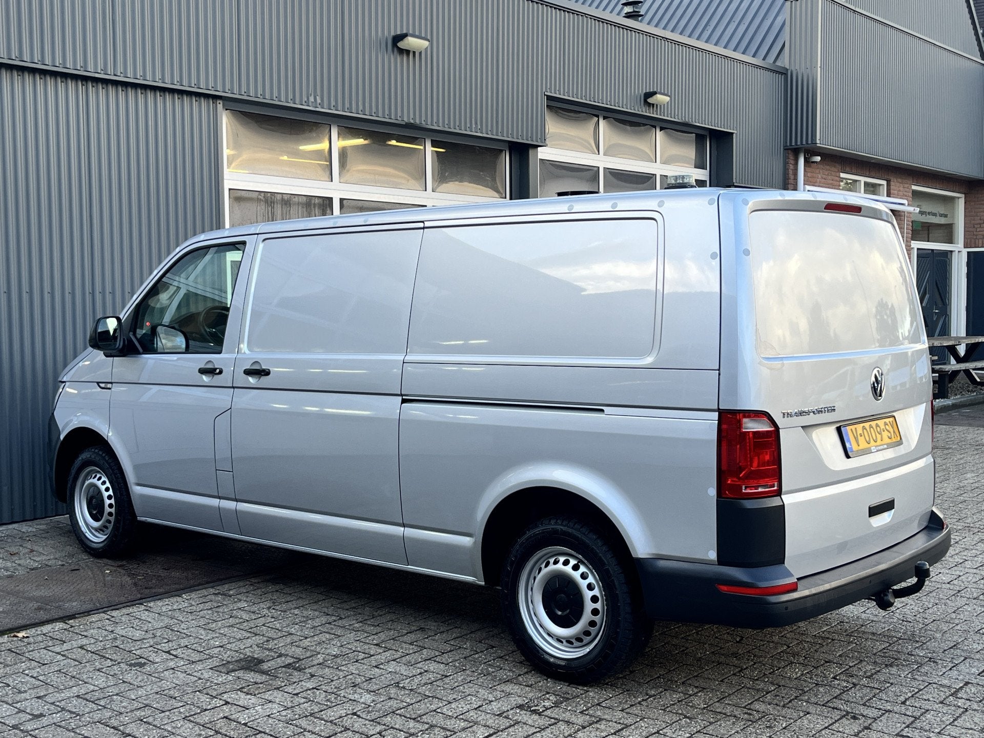Volkswagen Transporter 2.0 TSI L2H1 Benzine Dubbele Schuifde, Auto's, Voorwielaandrijving, Stof, Gebruikt, 4 cilinders