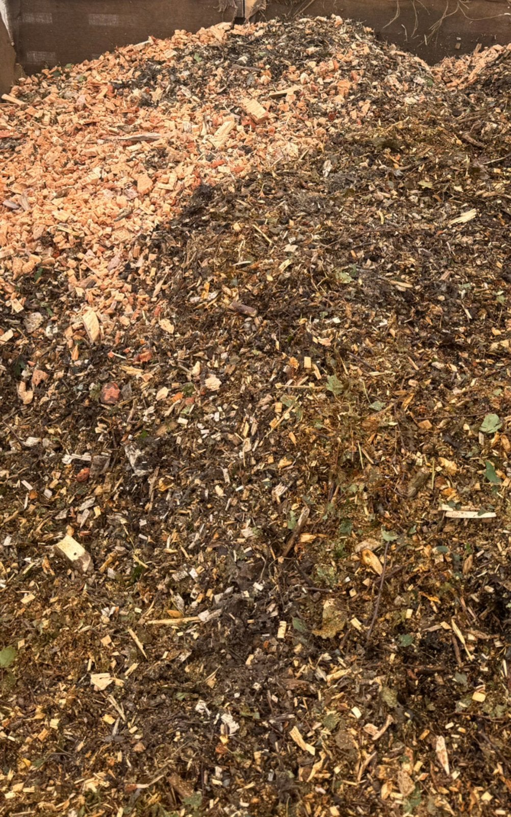 Verse houtsnippers voor tuin en paden, Tuin en Terras, Ophalen of Verzenden, Overige typen