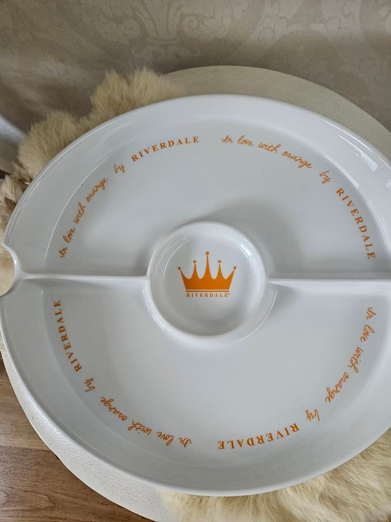 Riverdale serveerschaal met schaaltje - In love with orange, Keramiek, Ophalen of Verzenden, Overige stijlen, Schaal of Schalen