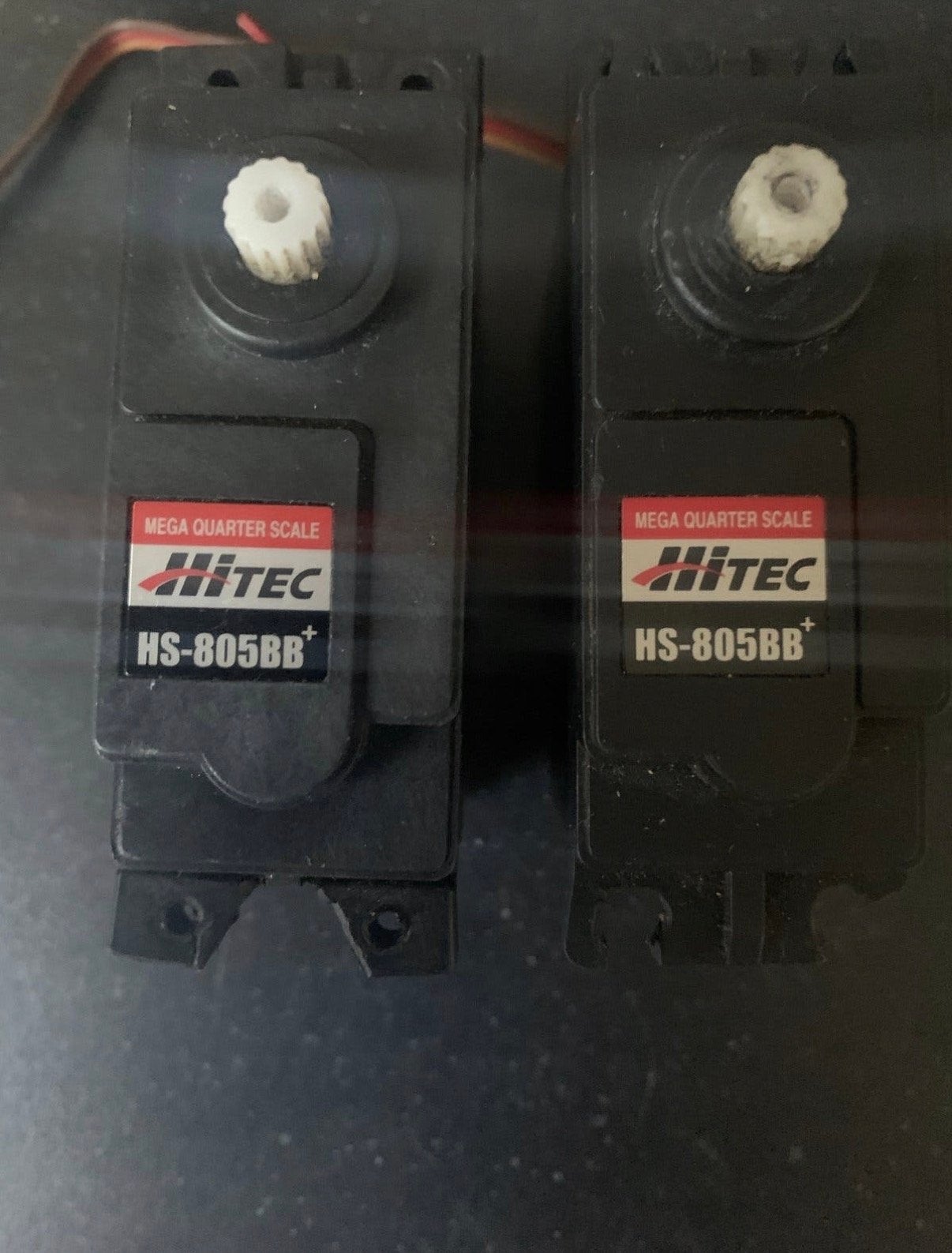 Partij hoogwaardige Hitec & Savöx RC Servo’s – 9 stuks, Ophalen of Verzenden, Gebruikt