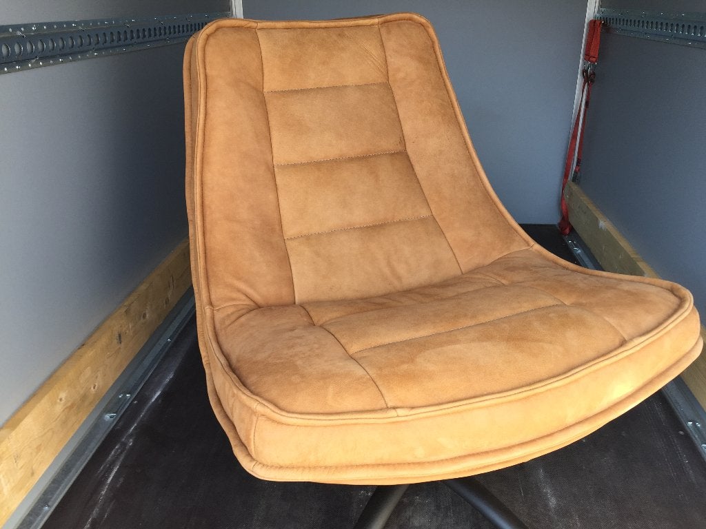 Fauteuil draai in Kenia leer Cognac  laagsteprijs voorraad, Huis en Inrichting, Fauteuils EVA Kenia leer de laatste laagste  actie prijs