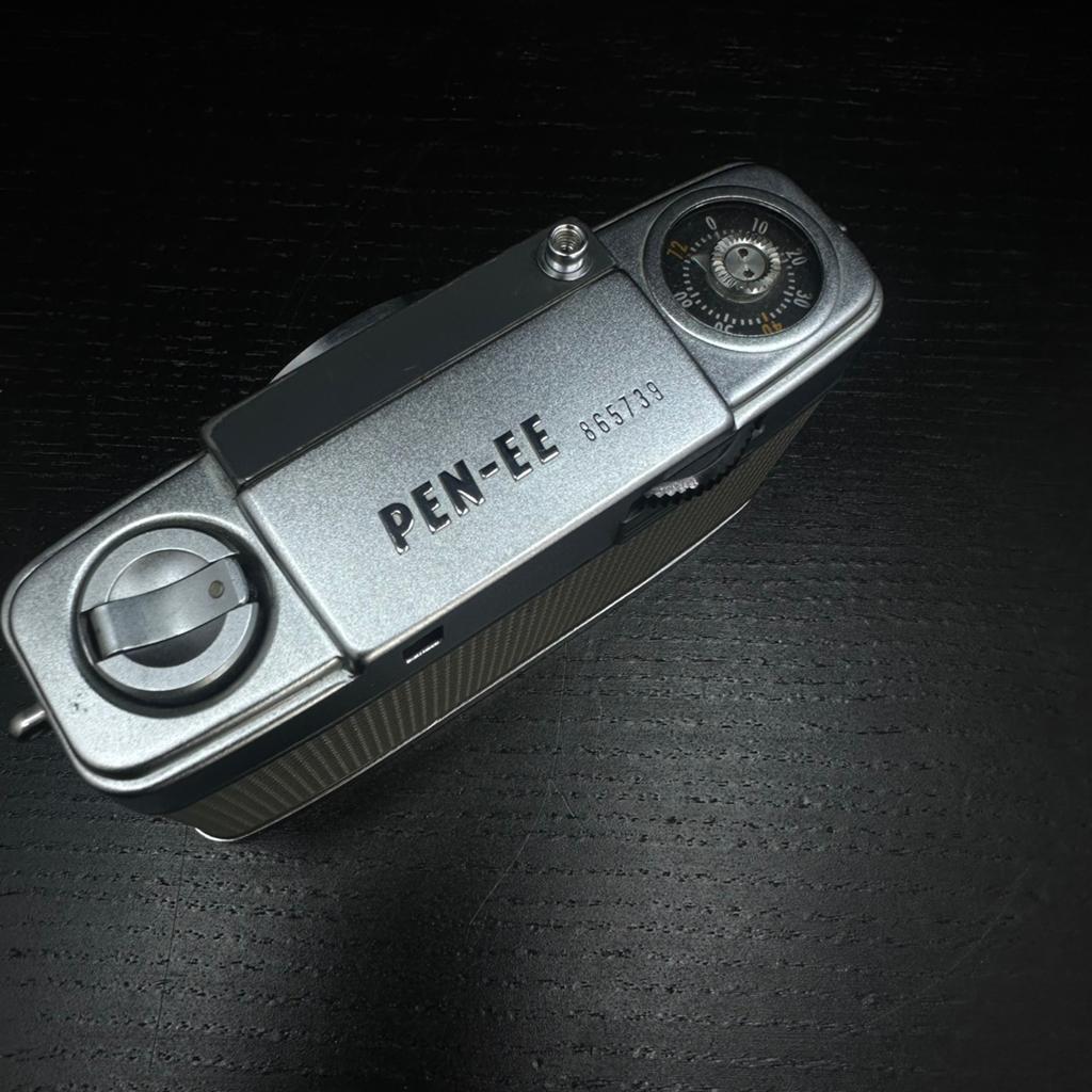 Olympus Pen EE Half Frame Camera - Werkende Lichtmeter, Audio, Tv en Foto, Fotocamera's Analoog, G, Compact, Ophalen of Verzenden