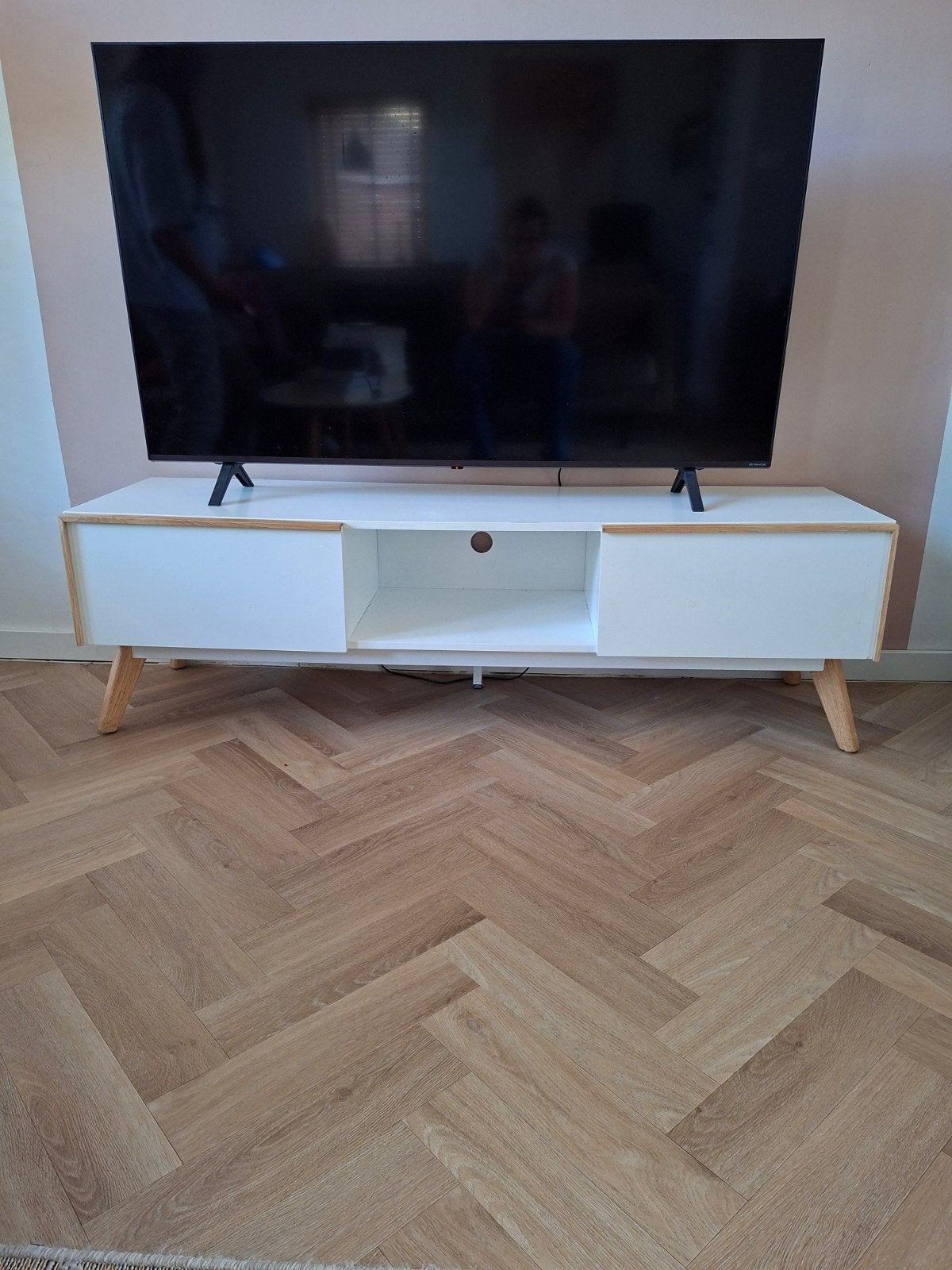 Televisiekastje, Ophalen, 50 tot 100 cm, Zo goed als nieuw, Minder dan 100 cm
