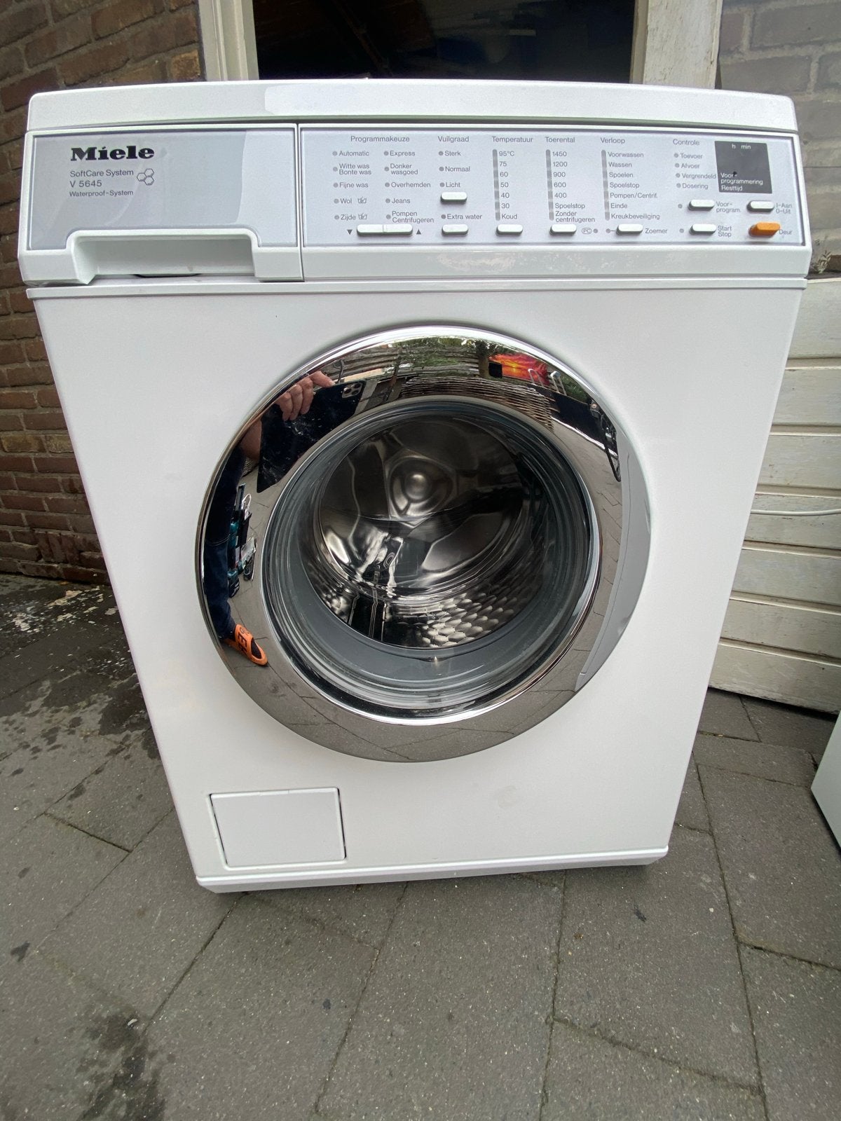 Foto 3 van Miele SoftCare System V 5645 Wasmachine