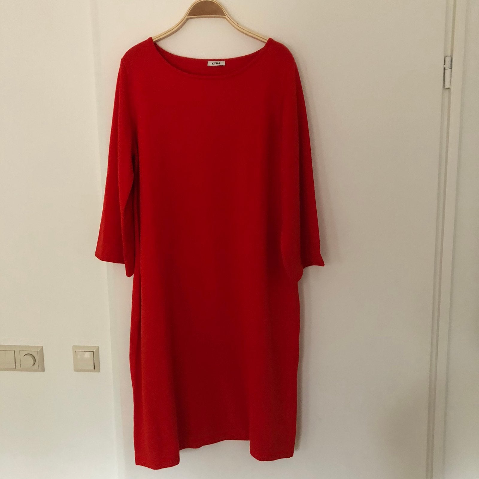 Japon rood tricot maat 44/46, Kleding | Dames, Grote Maten, Ophalen of Verzenden, Nieuw, Rood, Jurk