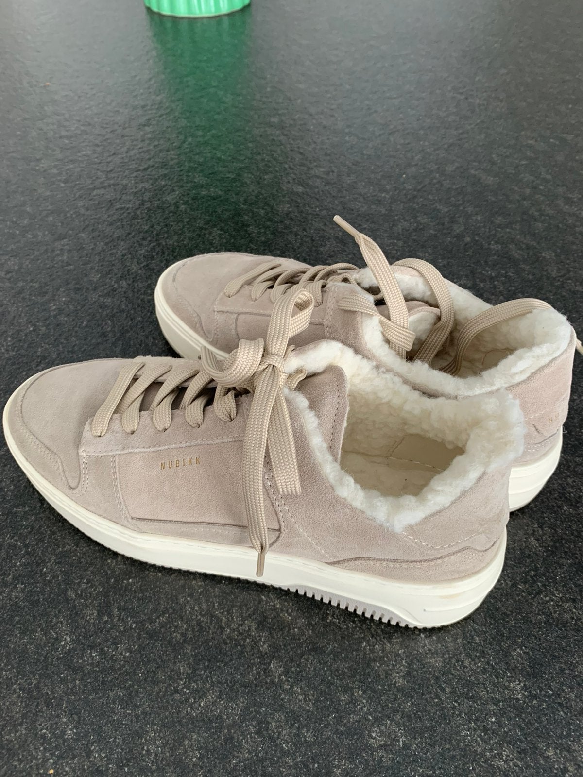 Suede sneakers mt 39 Nubikk zgan bont gevoerd, Verzenden, Beige, Sneakers of Gympen, Zo goed als nieuw