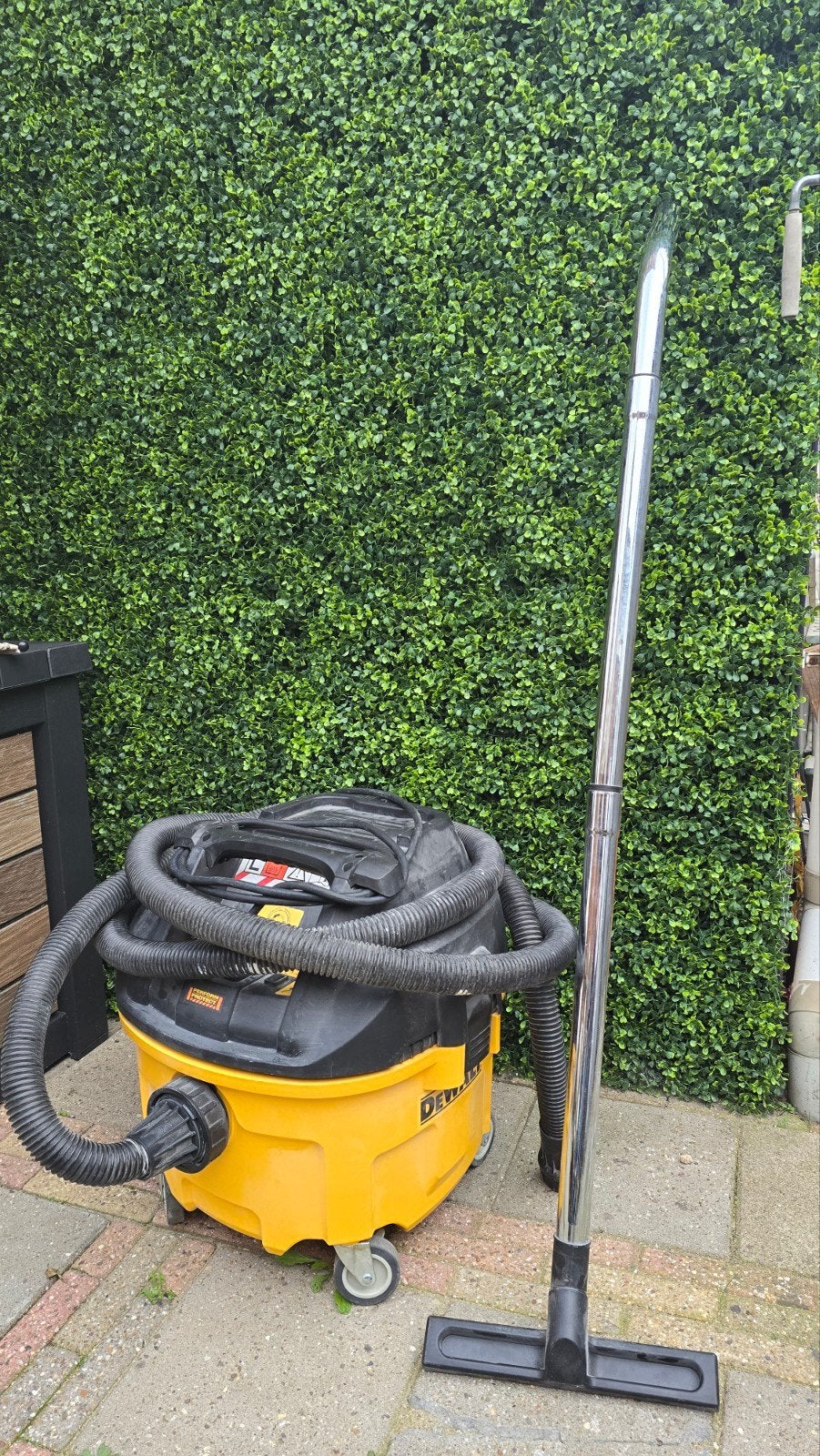 DeWalt DWV901L QS Industriële Stofzuiger  ZGAN!, Ophalen of Verzenden, Zo goed als nieuw, Industriële stofzuiger, Reservoir