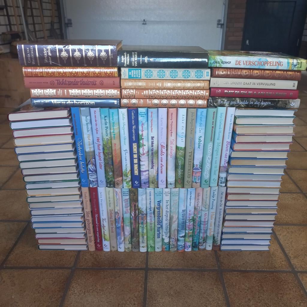 90  boeken vcl serie, Boeken, Ophalen of Verzenden, Zo goed als nieuw