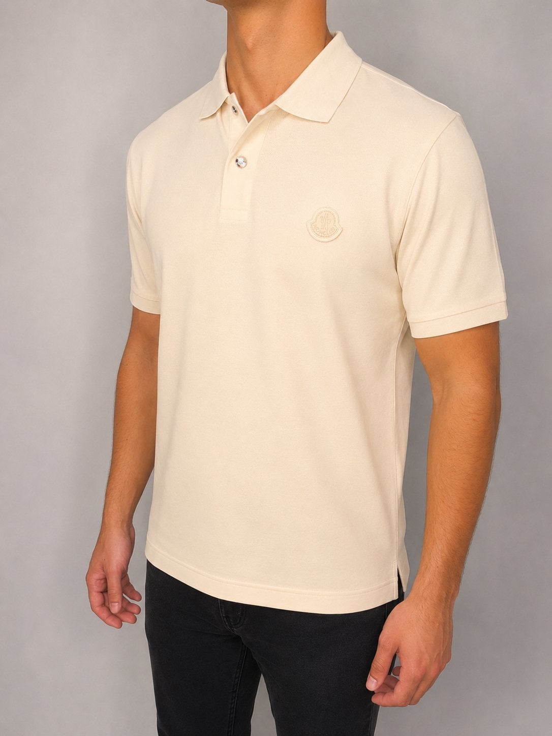 Moncler polo shirt tshirt beige, Ophalen of Verzenden, Zo goed als nieuw, Beige
