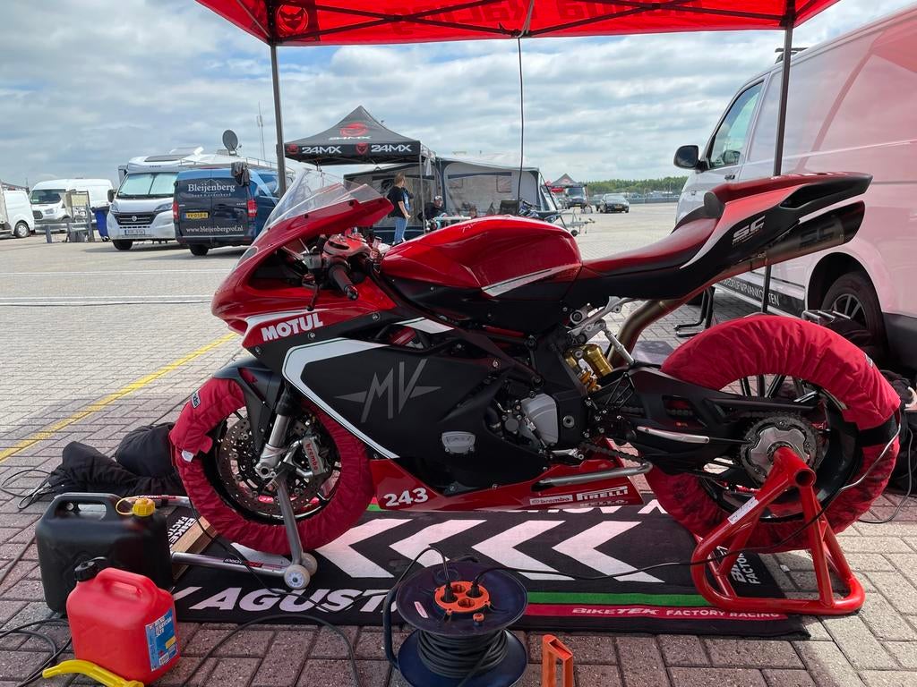 MV Agusta F4 1000RR circuitmotor, 2014, 5800km, raceklaar, 4 cilinders, Gebruikt, Super Sport, Particulier