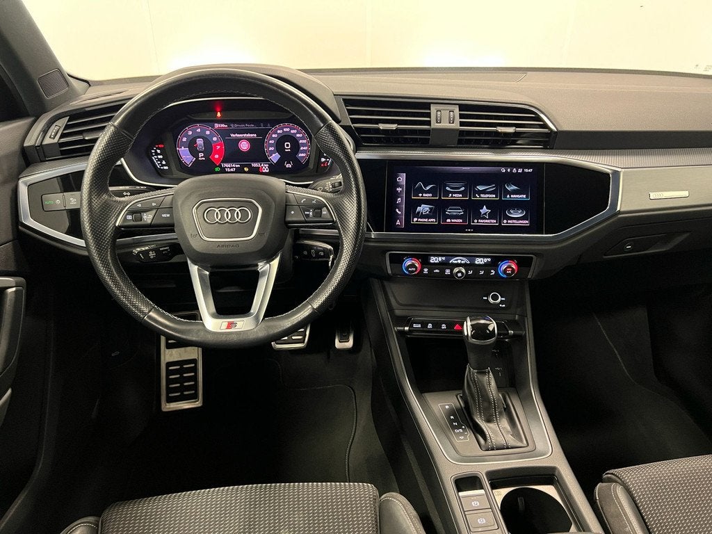 Audi Q3 35 TFSI 150PK S-LINE EDITION / AUTOMAAT HYBRIDE/12mn, Auto's, Audi, 12 maanden, 15 km/l, Euro 6, 4 cilinders