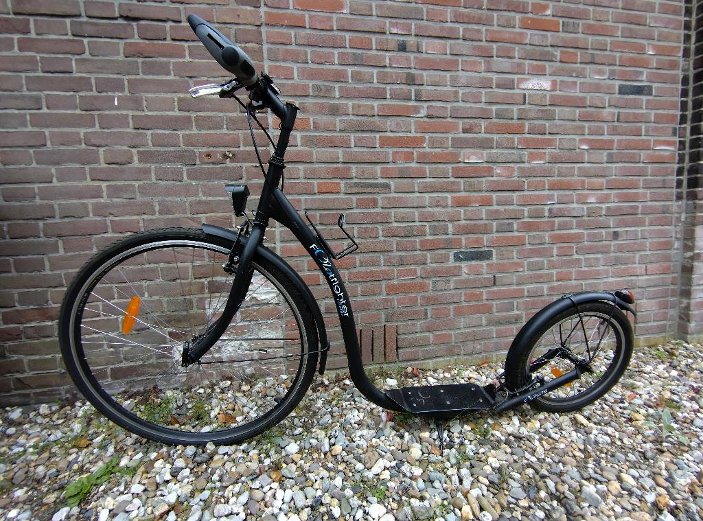 Footfighter tornado kickbike, Fietsen en Brommers, Steps, Ophalen, Gebruikt, Kickbike, Footfighter