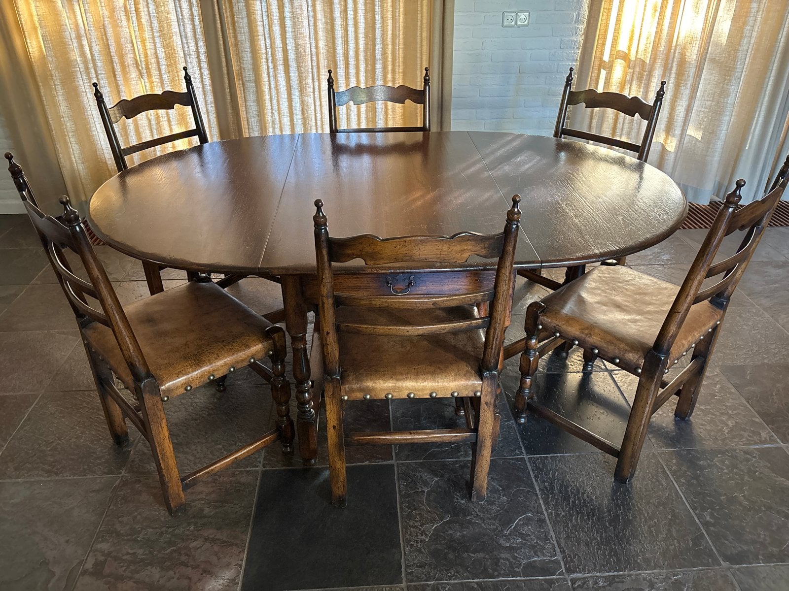 Antieke eettafel met 6 stoelen - inklapbaar, Ophalen