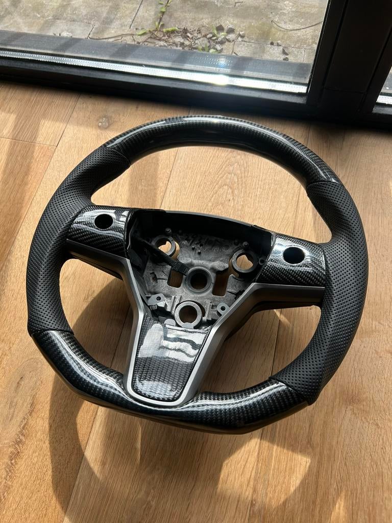 Tesla model y performance Carbon leder geperforeerd stuur, Auto-onderdelen, Besturing, Ophalen of Verzenden, Nieuw, Overige automerken
