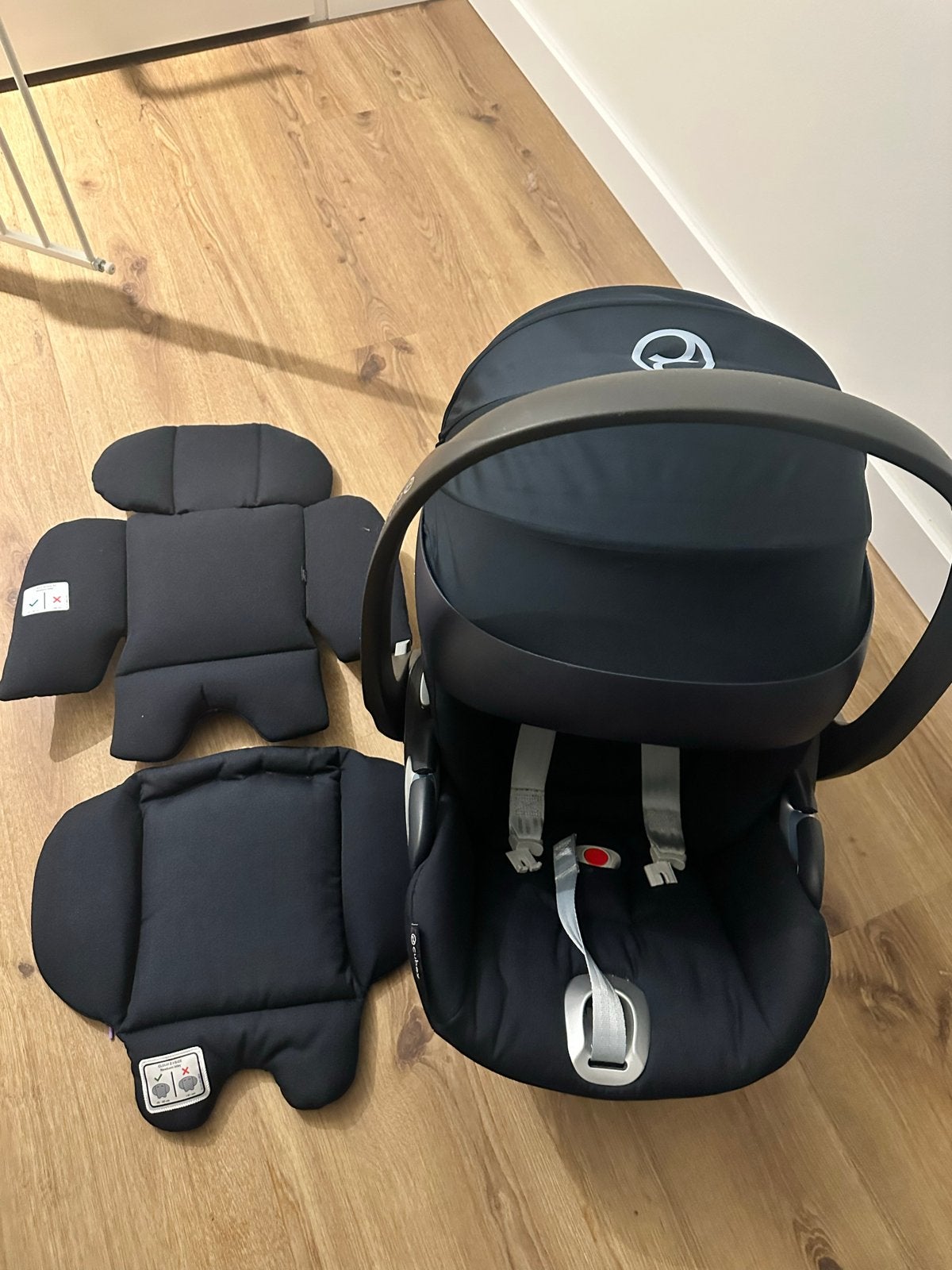 Cybex Autostoel Marine Blauw - Zeer Goede Staat, Autogordel, Zijbescherming, Zo goed als nieuw, 0 t/m 13 kg