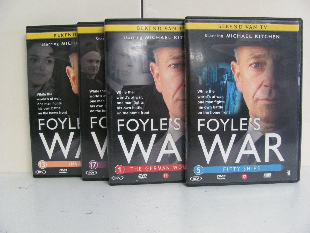 FOYLE'S WAR serie 2 4 disc edition, Cd's en Dvd's, Engels, Nederlands, Ophalen of Verzenden, Zo goed als nieuw