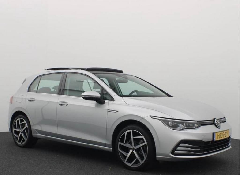 Volkswagen Golf 1.5 Etsi 150pk 7-DSG 2020 pano/acc/carplay, Auto's, Stof, Euro 6, 4 cilinders, Origineel Nederlands