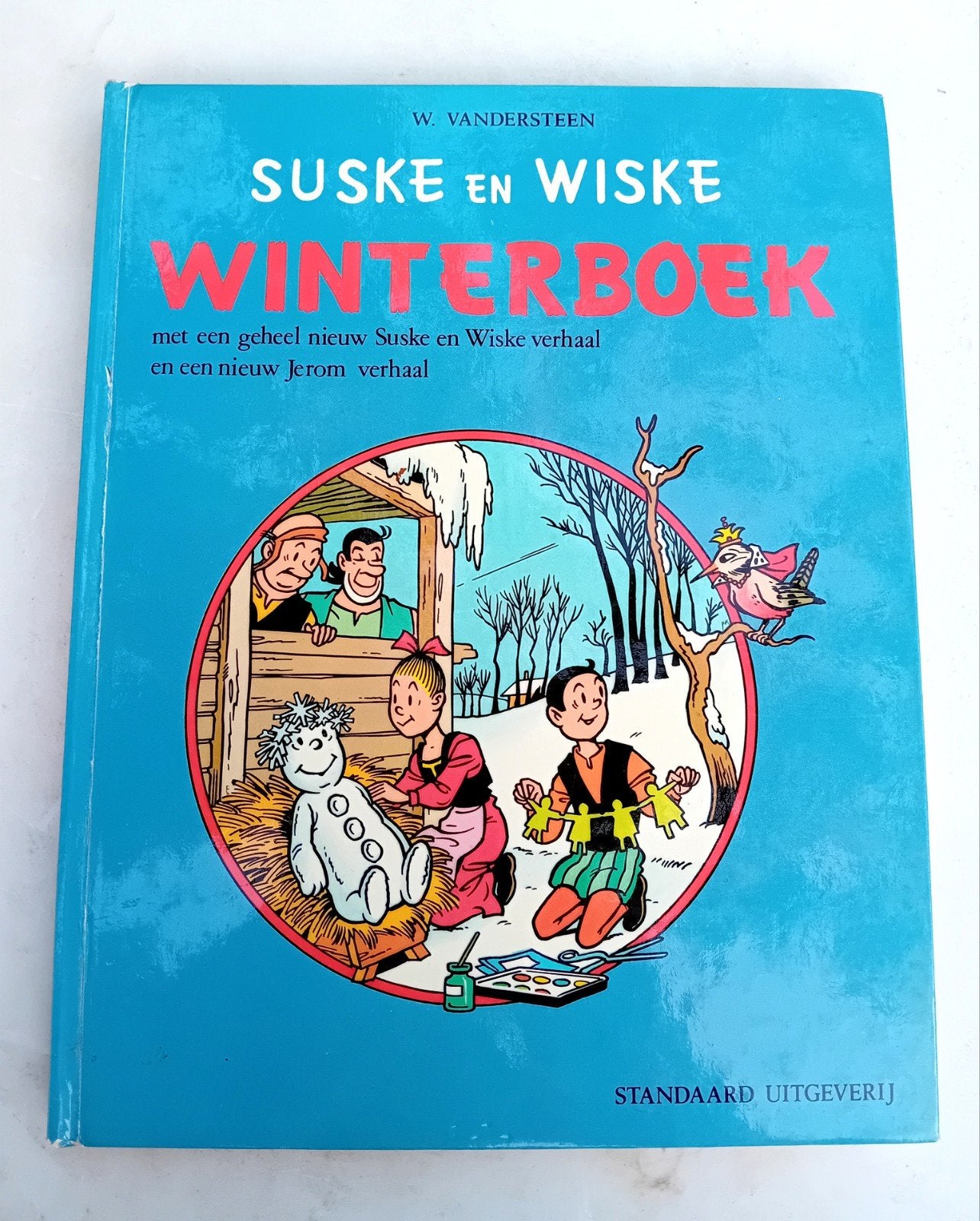 Suske en Wiske Winterboek (hardcover, blauw), Boeken, Gelezen, Willy Vandersteen, Eén stripboek, Ophalen of Verzenden