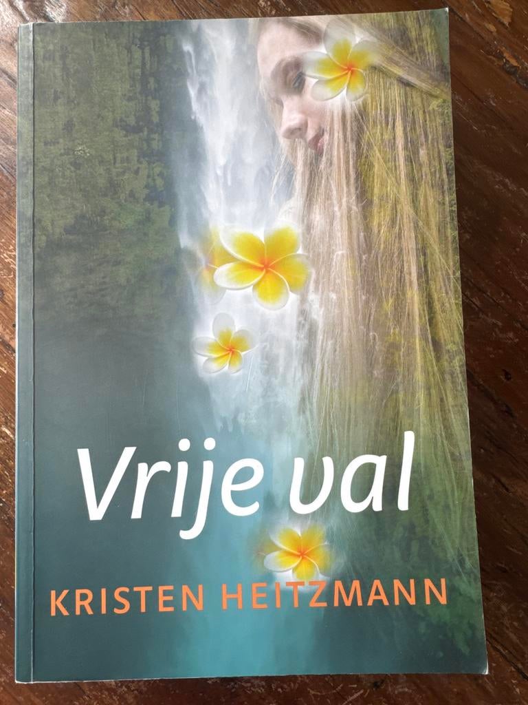 Vrije val - Kristen Heitzmann (Roman), Boeken, Ophalen of Verzenden, Gelezen, Nederland