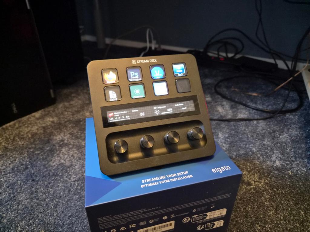 Elgato Stream Deck+ (met doos), Computers en Software, Ophalen of Verzenden, Zo goed als nieuw