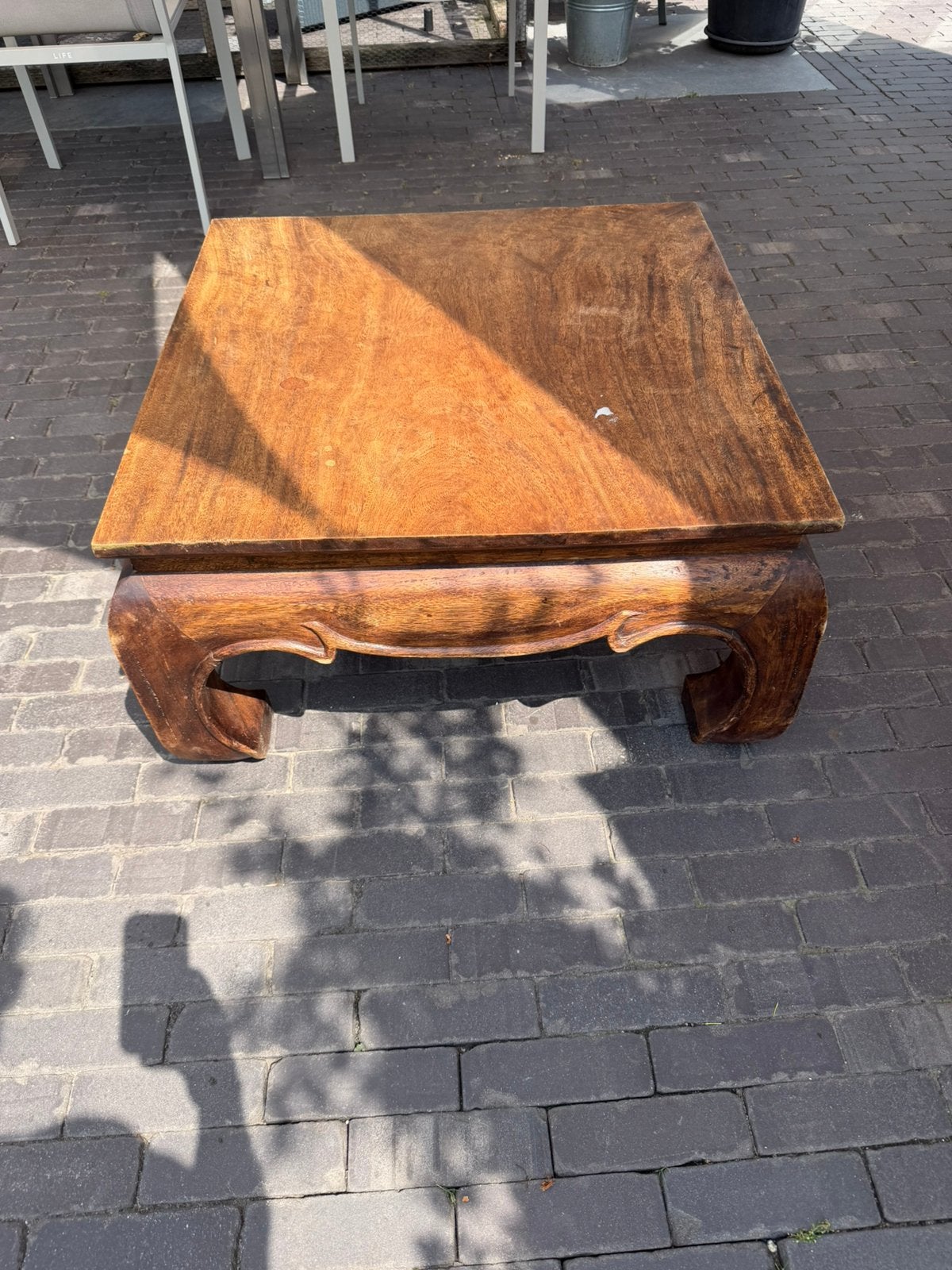 Opium salon tafel, Ophalen, Zo goed als nieuw