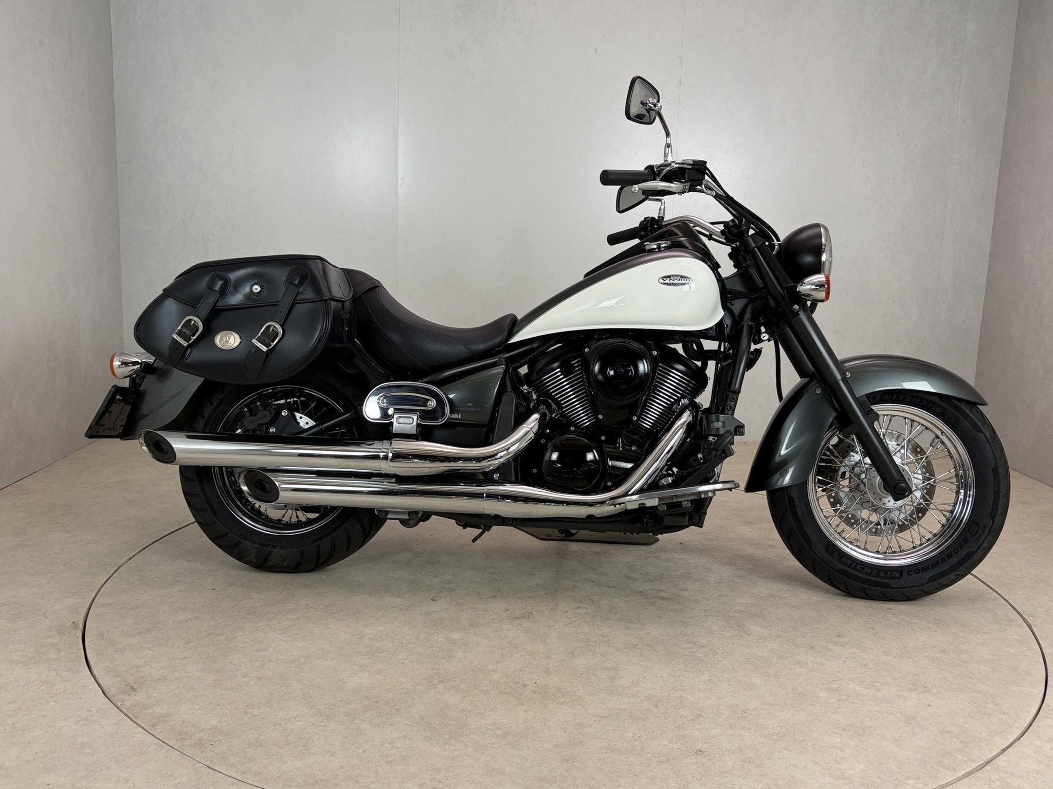 Kawasaki VN 900 Classic (bj 2012), Motoren, Motoren | Kawasaki, Chopper, Bedrijf, Info@kawasaki.nl, Meer dan 35 kW