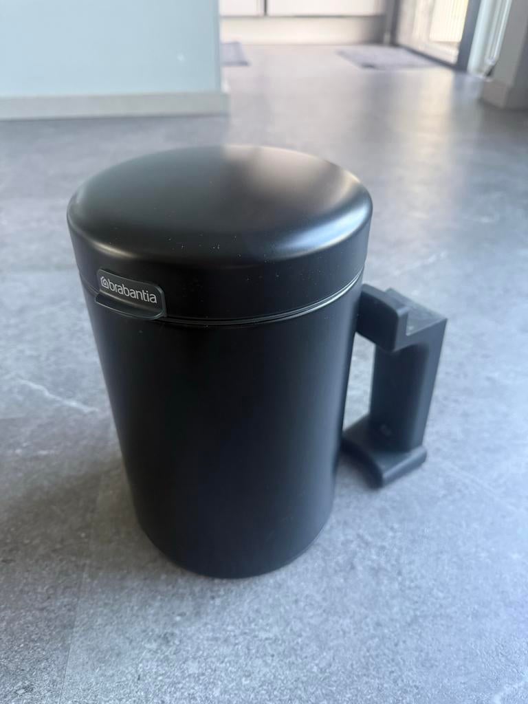 Brabantia ophang prullenbak 3 liter - Zo goed als nieuw, Minder dan 10 liter, Ophalen of Verzenden, Zo goed als nieuw, Metaal