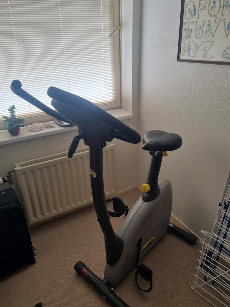 Hometrainer ProAction BH Fitness Omega Program, Sport en Fitness, Ophalen, Gebruikt, Metaal, Benen