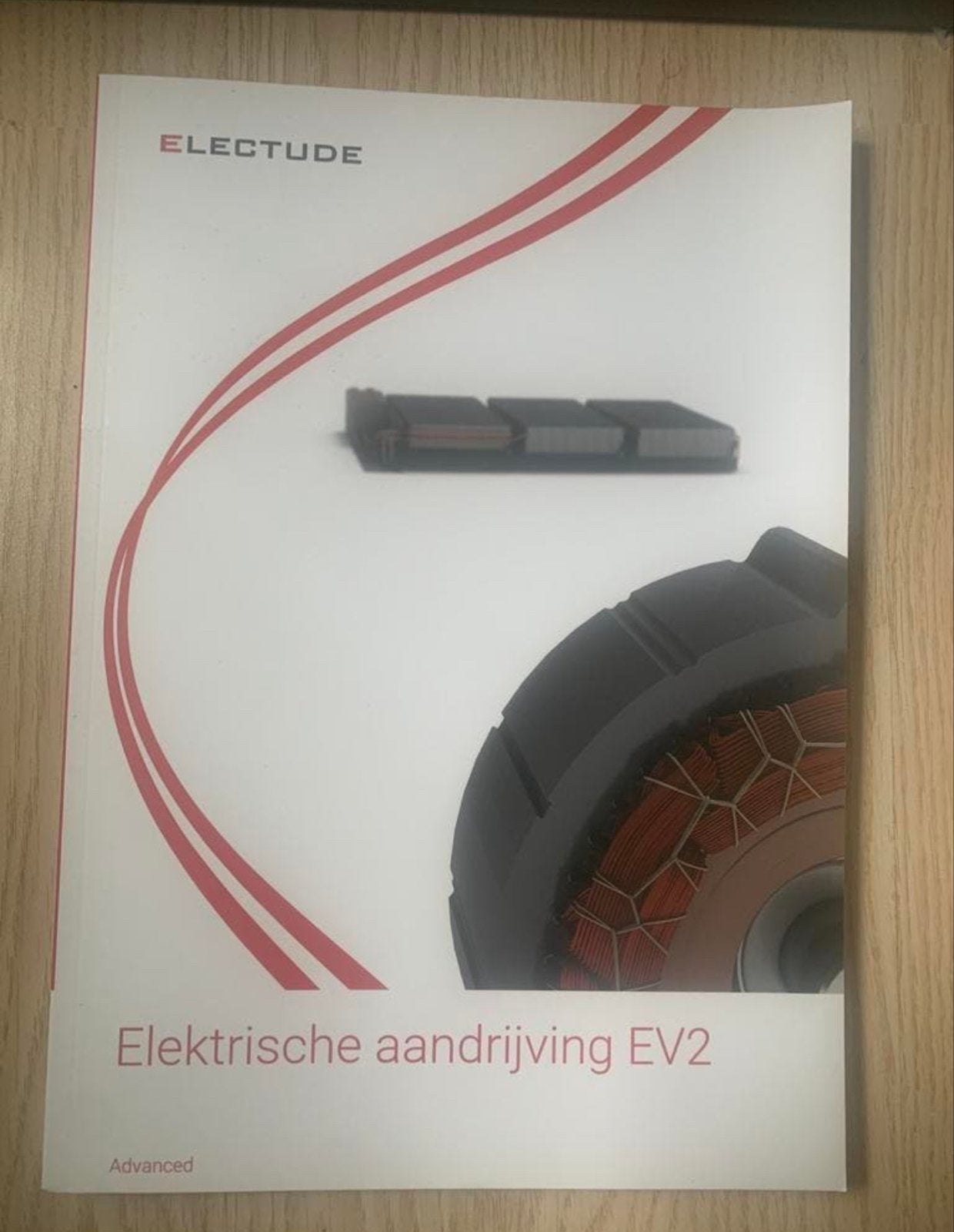 Electude Autotechniek Boeken Niveau 3 Leerjaar 3 Nieuw, Boeken, Ophalen of Verzenden, Nieuw, MBO