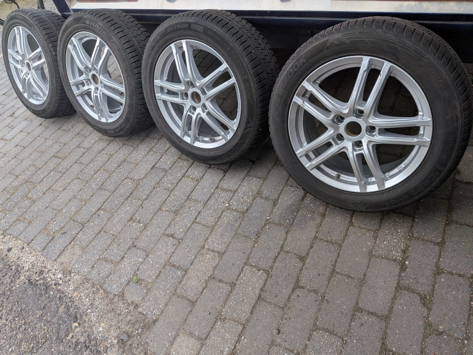 Velgen bmw x1 2016, Auto-onderdelen, Banden en Velgen, Ophalen, 17 inch, Winterbanden, 225 mm