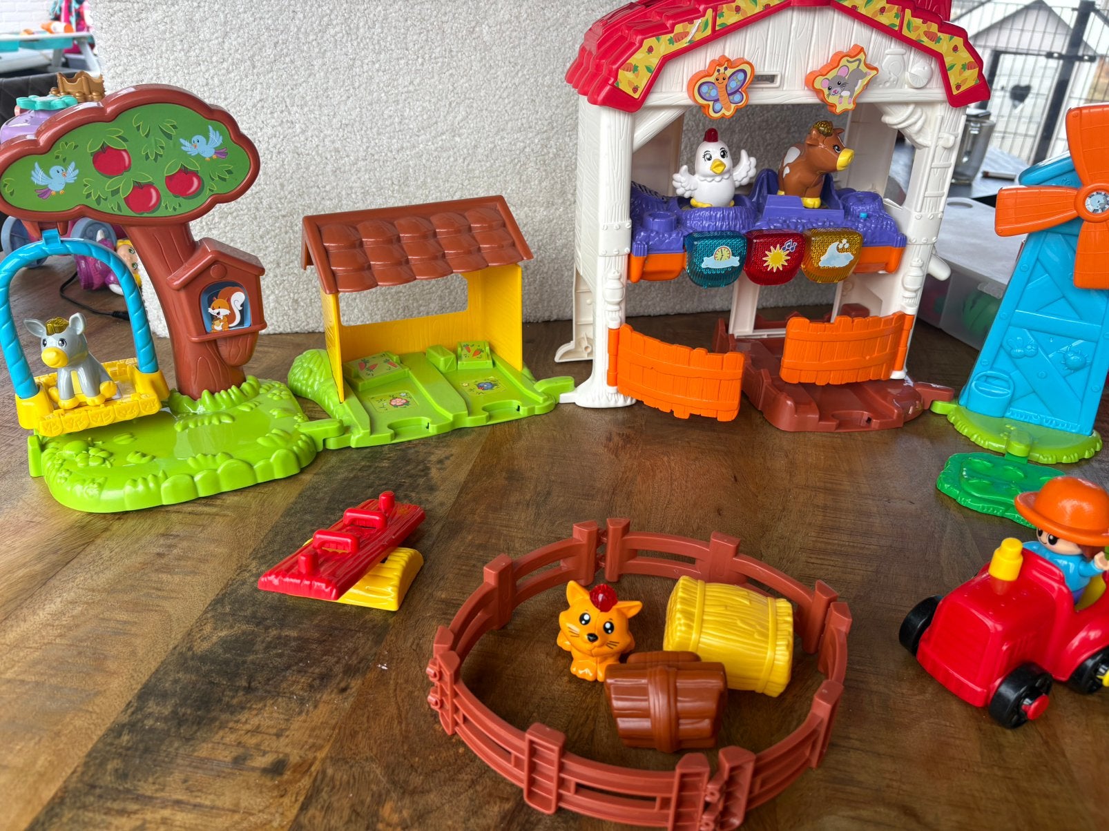 Vtech vrolijke boerderij, Kinderen en Baby's, Speelgoed | Fisher-Price, Ophalen, Zo goed als nieuw, Speelset