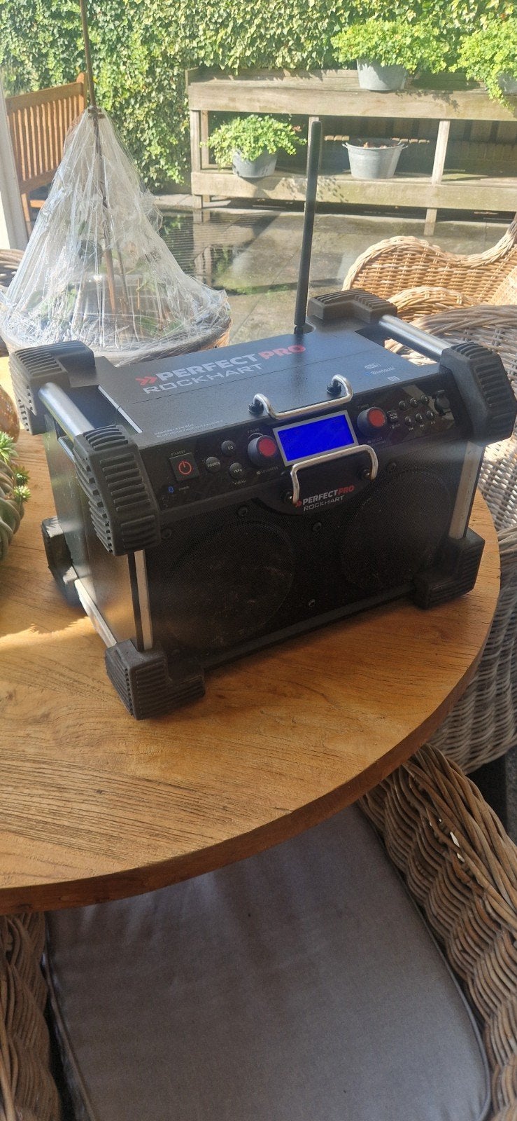 Rockhart Radio - PerfectPro Bouwradio met DAB+ en Bluetooth, Audio, Tv en Foto, Ophalen of Verzenden, Gebruikt, Bouwradio
