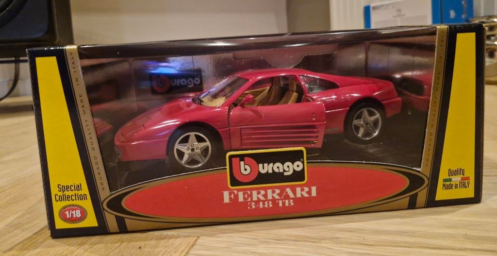 Burago Ferrari 348 TB Schaalmodel 1:18 - Nieuw in doos, Ophalen of Verzenden