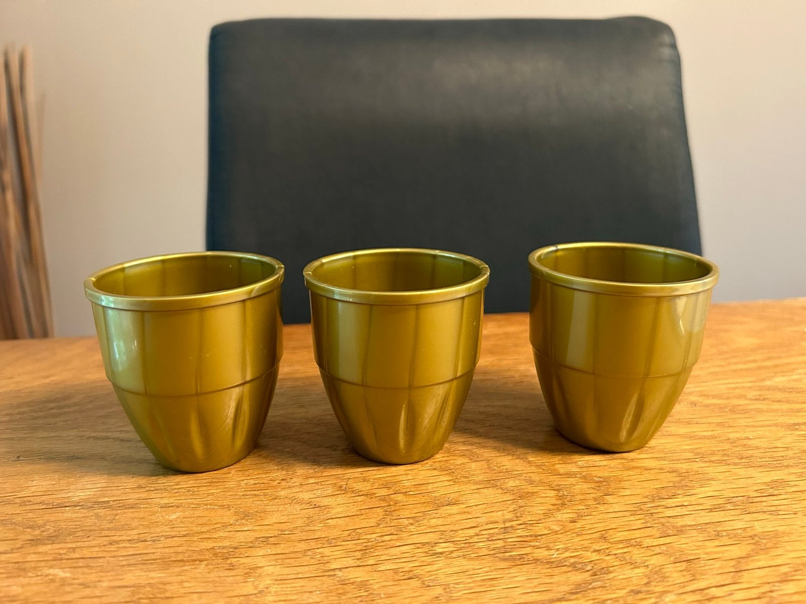 Set 3x gouden beker drinkbeker decoratie samen 0,75 euro, Overige materialen, Ophalen of Verzenden, Zo goed als nieuw, Overige stijlen