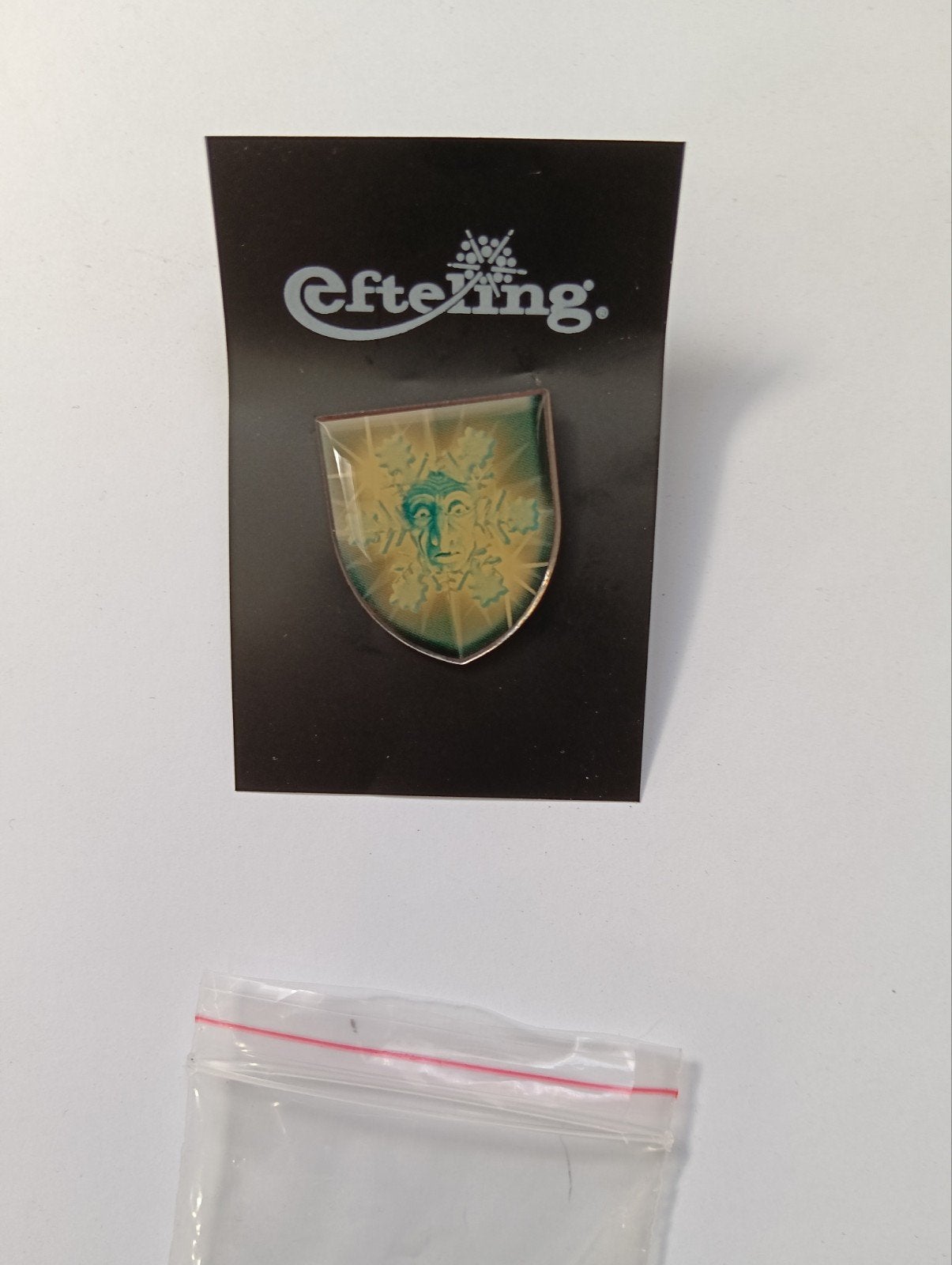 efteling pin kristal heks, Verzamelen, Efteling, Ophalen of Verzenden